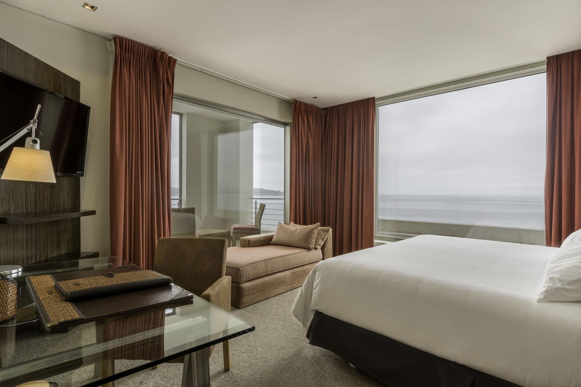 Отель Enjoy Кокимбо Экстерьер фото A room at the hotel